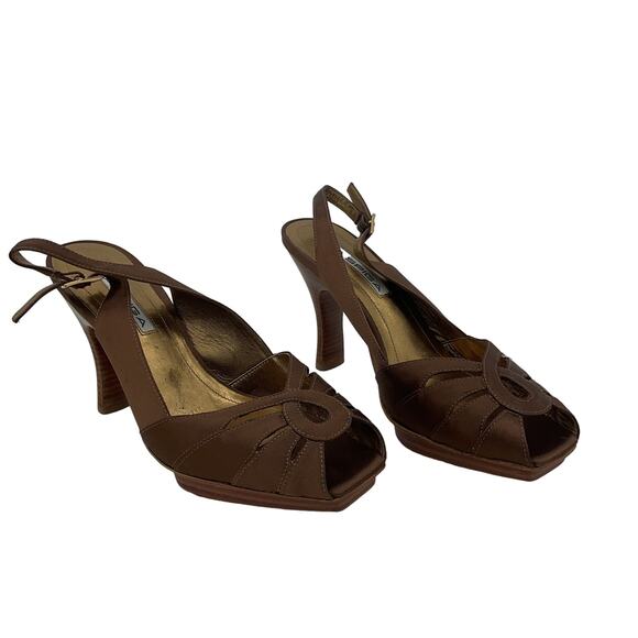 Via Spiga Brown Leather Pumps Size 7.5 - Preowned - Picture 1 of 7